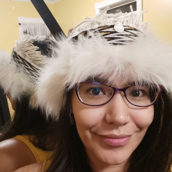 Meet your Posher, Donedin - Picture 2 of 2